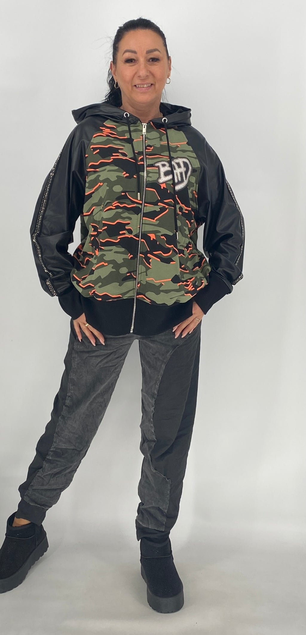 Gefütterte Sweatjacke mit Kapuze – Schwarz&Grün