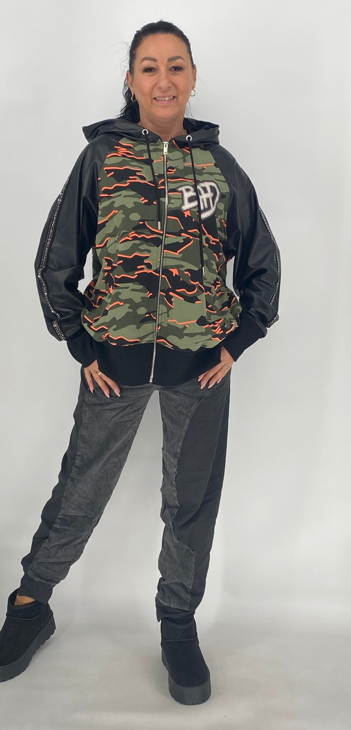 Gefütterte Sweatjacke mit Kapuze – Schwarz&Grün