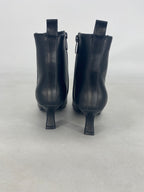Elegante Stiefeletten mit Pfennigabsatz in Schwarz