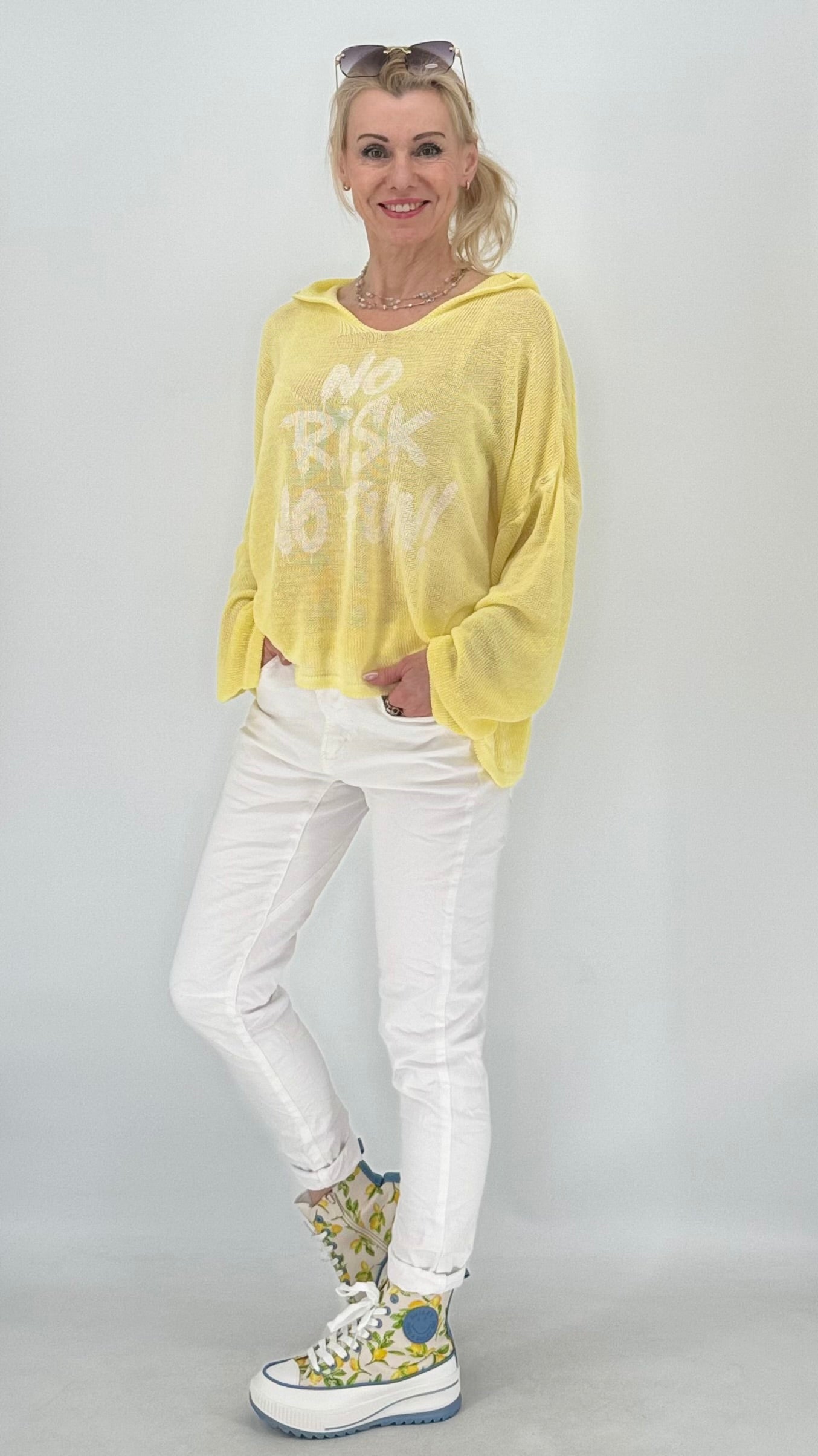 Cozy Hoodie "No Risk", gelb