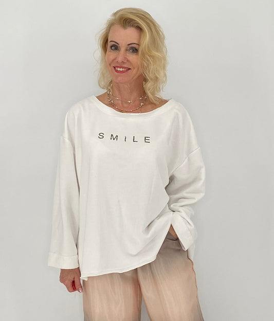 Sweatshirt in weiß, "SMILE"