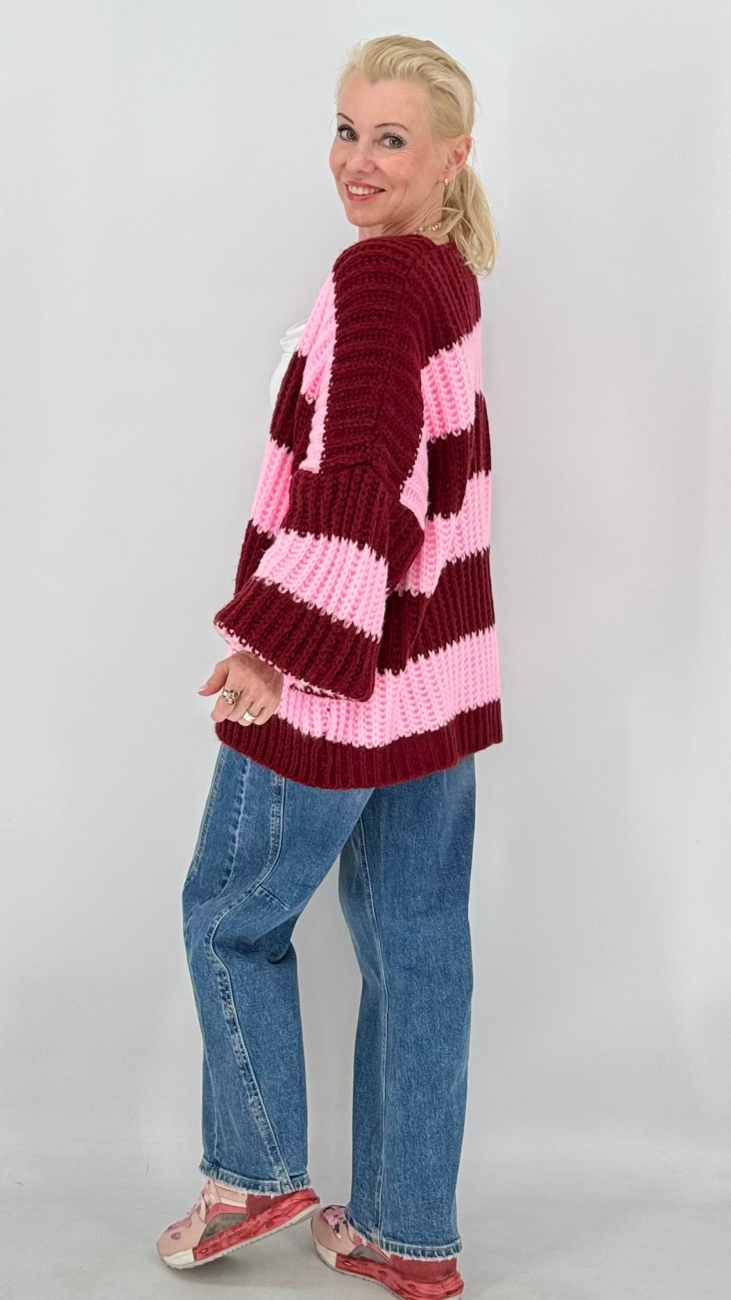 Strickjacke in Gestreift, rosa/bordo