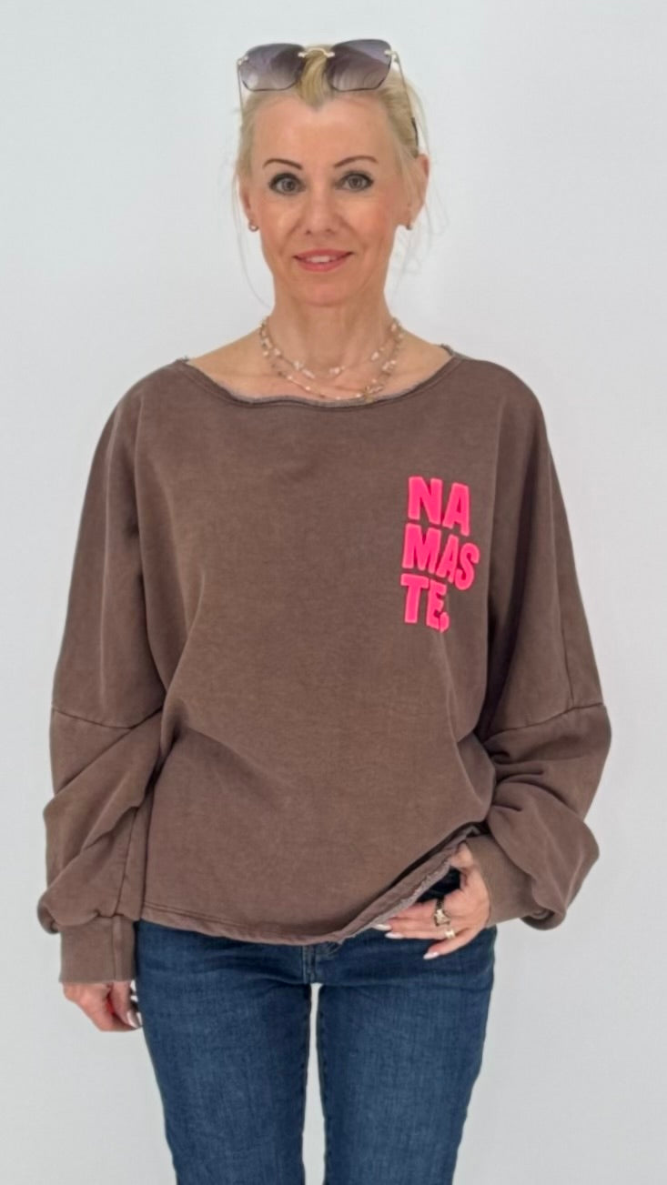 Sweatshirt "NAMASTE", weiß, braun