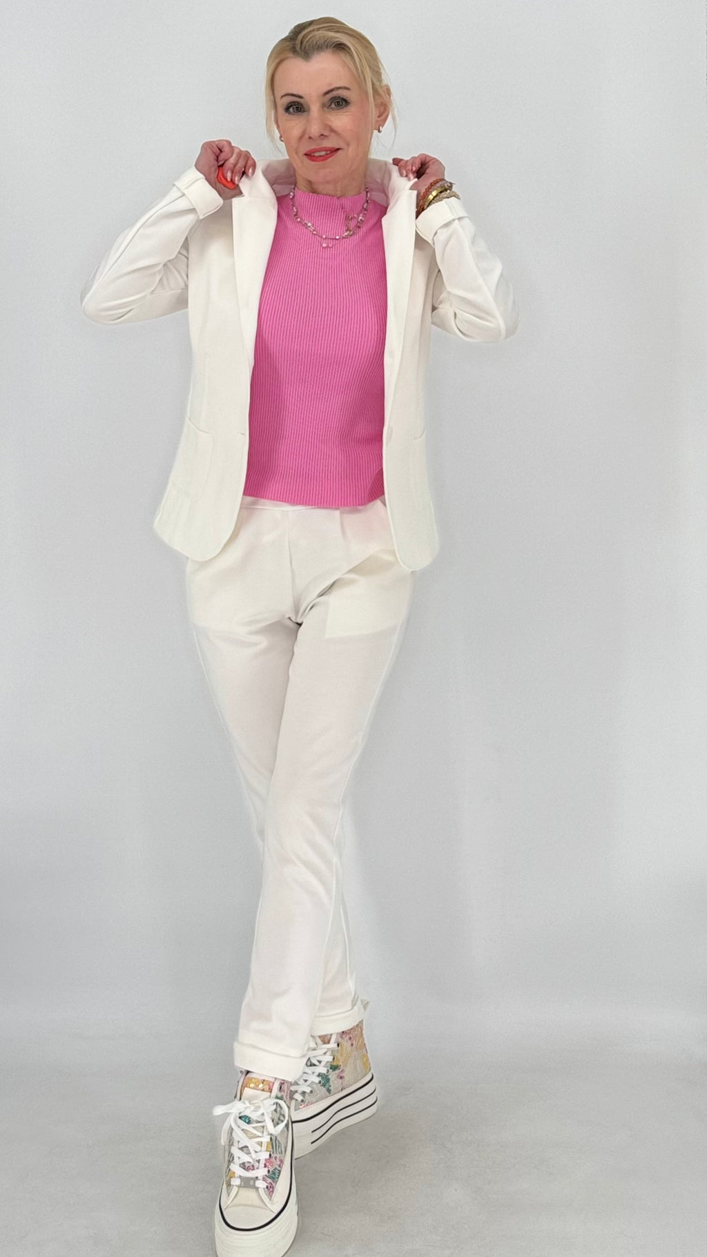 ESViViD Hose in Weiß