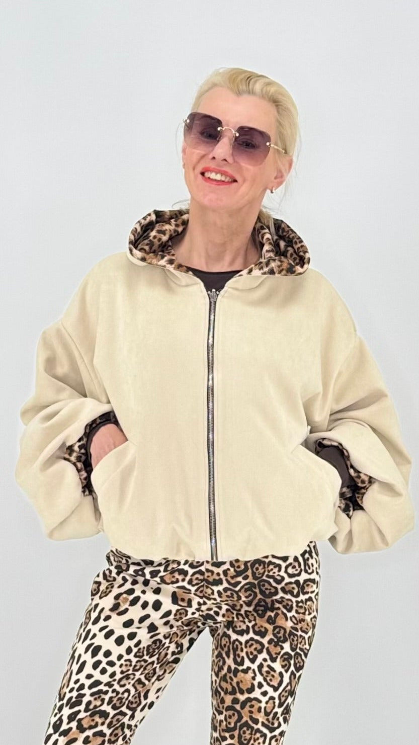 Wende-Kurzjacke mit Leo-Print