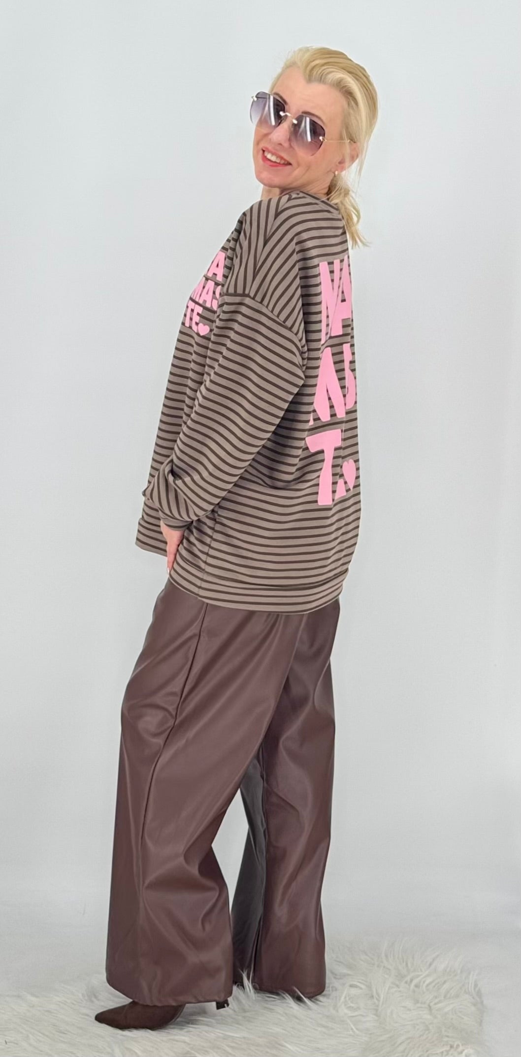 Sweatshirt in Gestreift "NAMASTE", rosa, braun