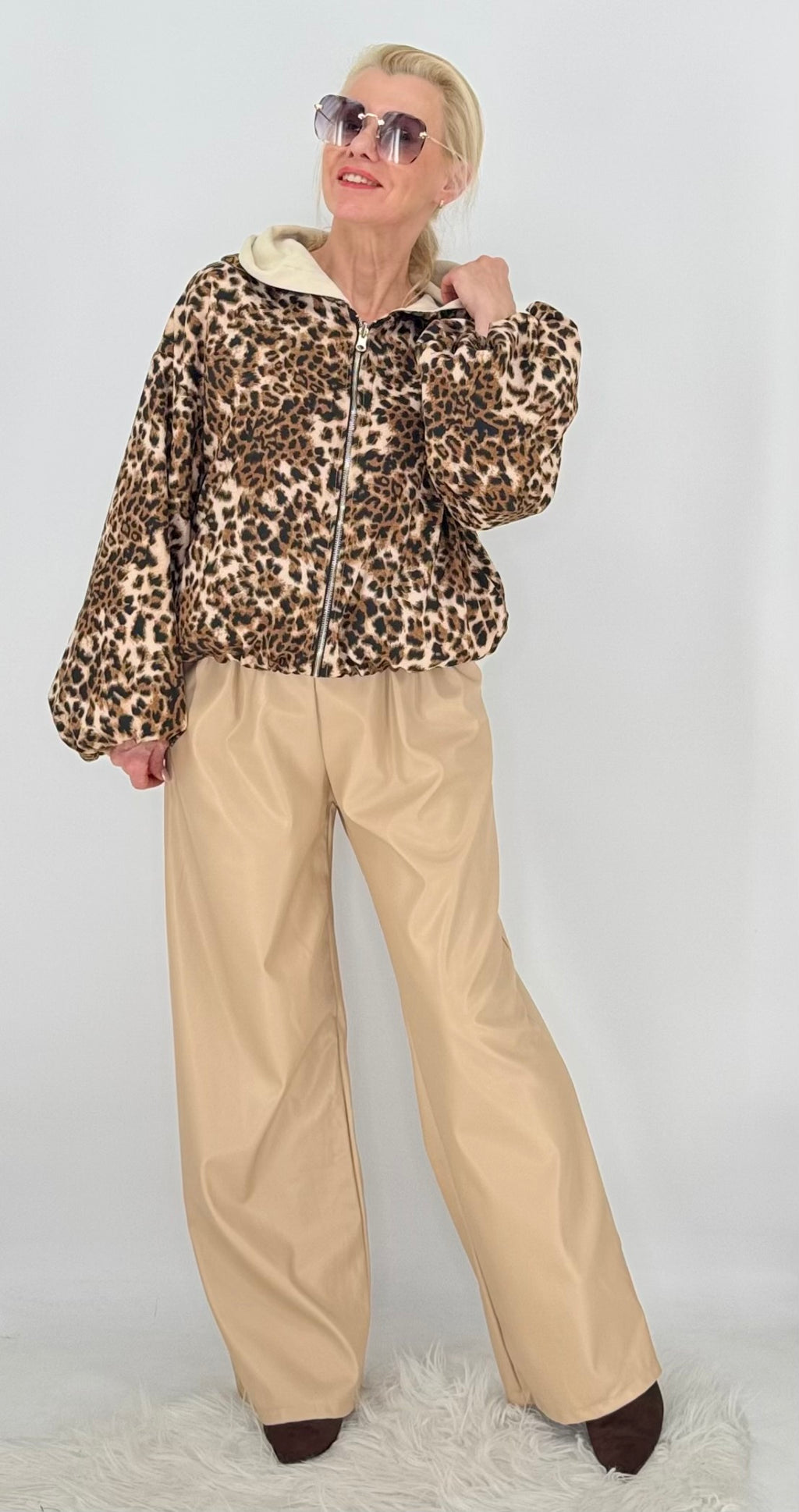 Lederimitat Hose , braun, beige, schwarz, khaki