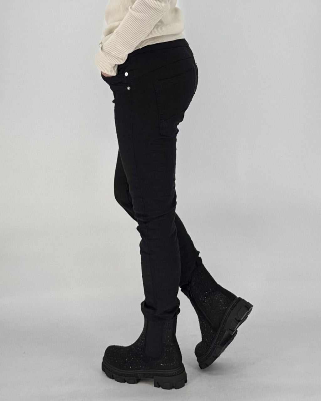 Jewelly Jeans schwarz