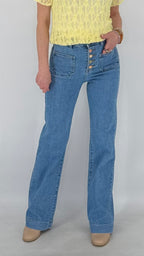 Mid Waist Jeans mit Designerknöpfen, in Blau