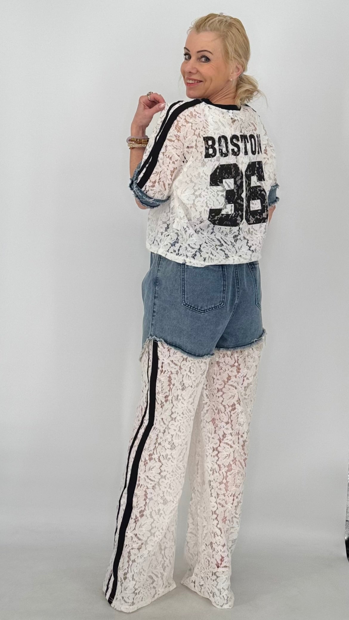 Jeans Anzug "36", Spitzen - Shirt in weiß - By Elena FashionBy Elena Fashion