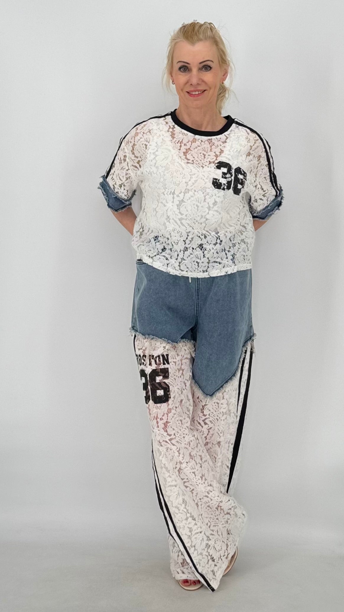 Jeans Anzug "36", Spitzen-Shirt in weiß