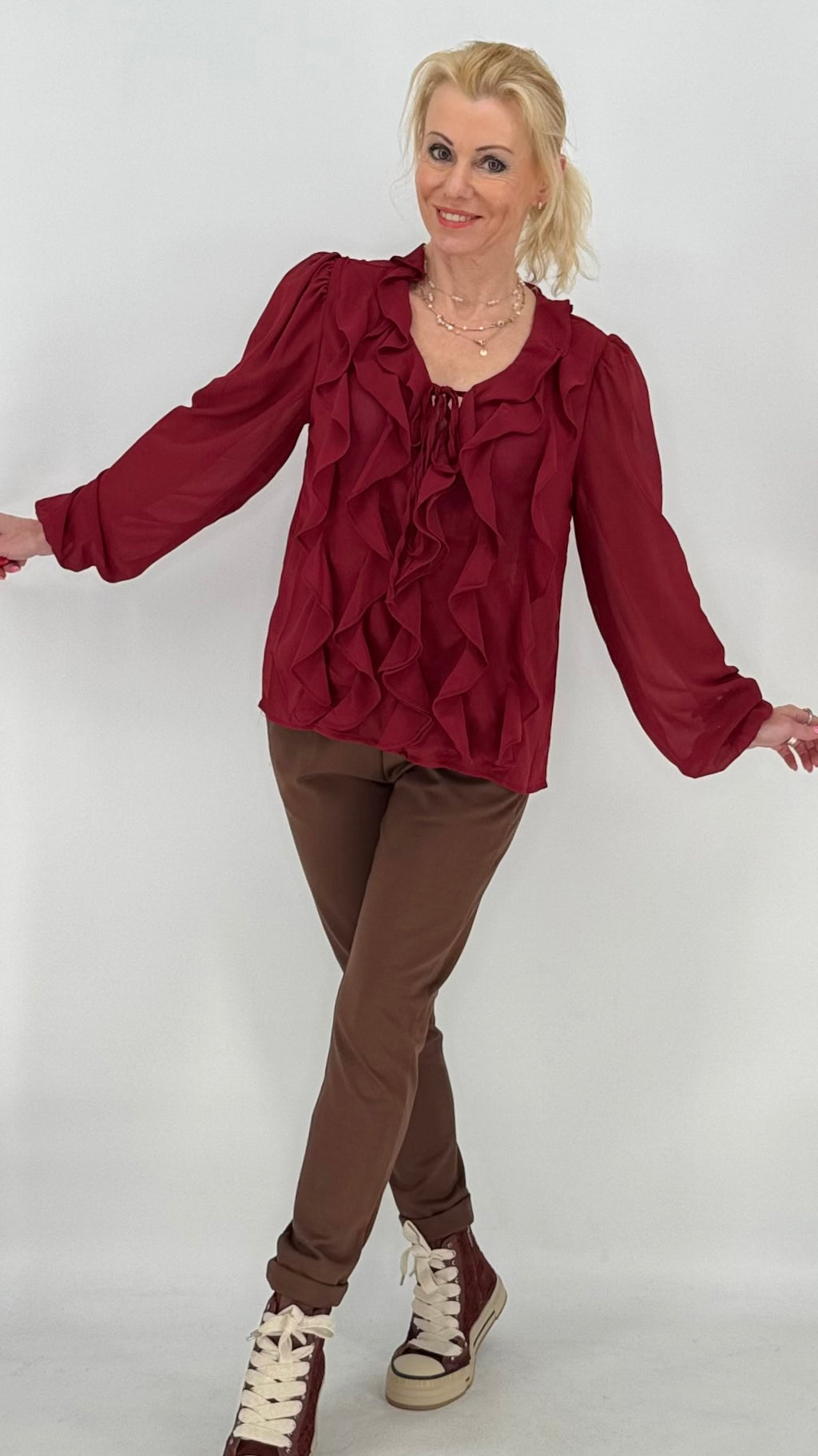 Ruffle Elegance Bluse, braun, bordeaux