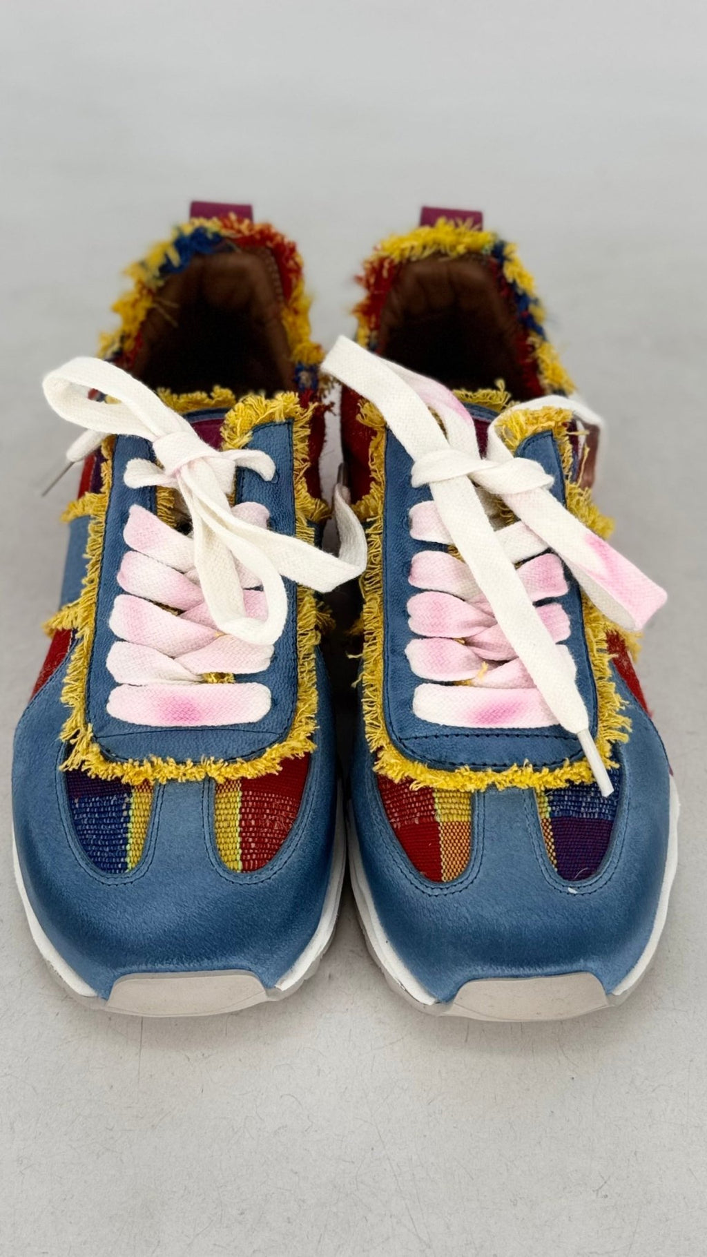 Sneaker Rebecca White,