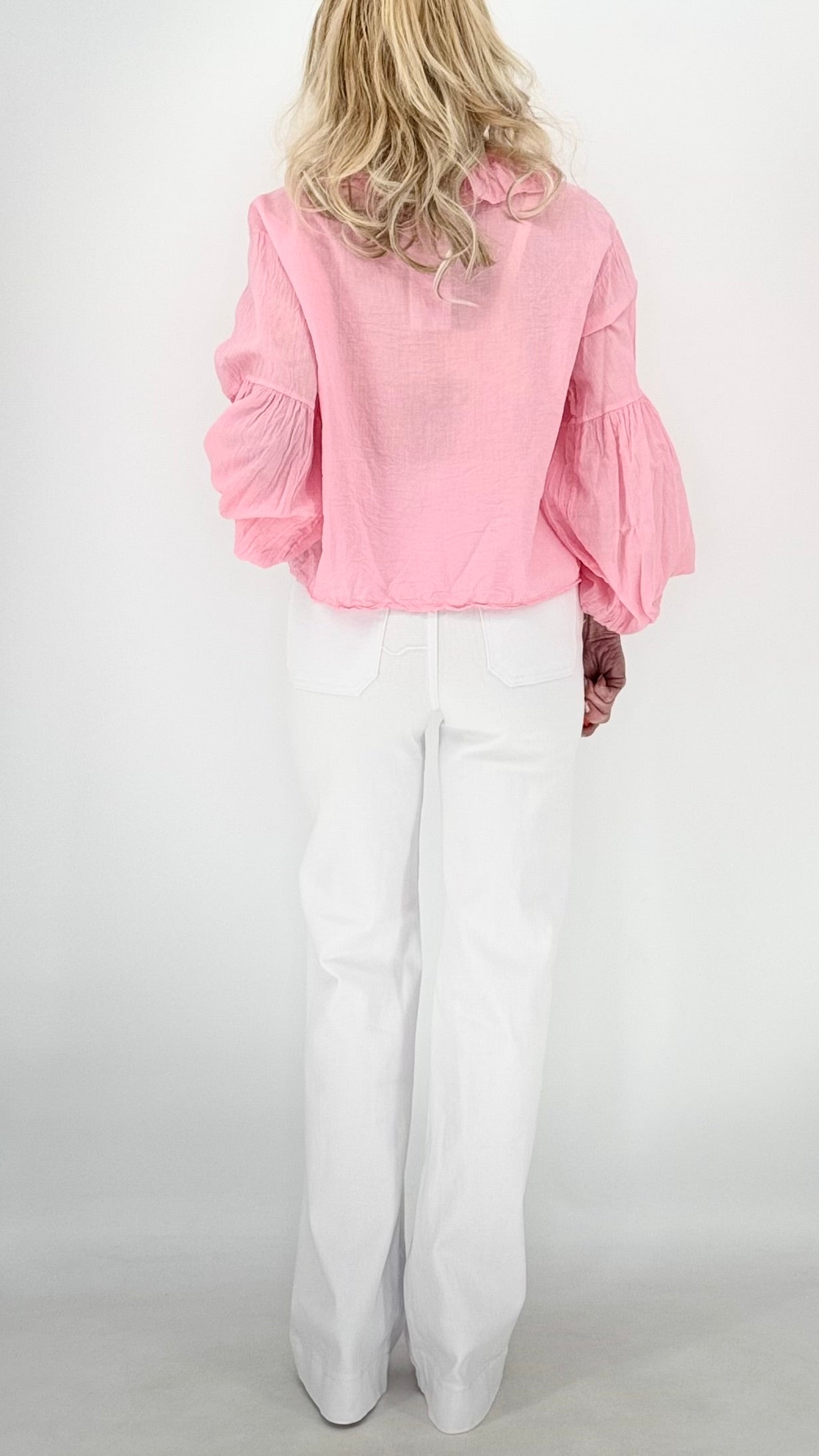 Mid Waist Jeans mit Designerknöpfen, Weiß