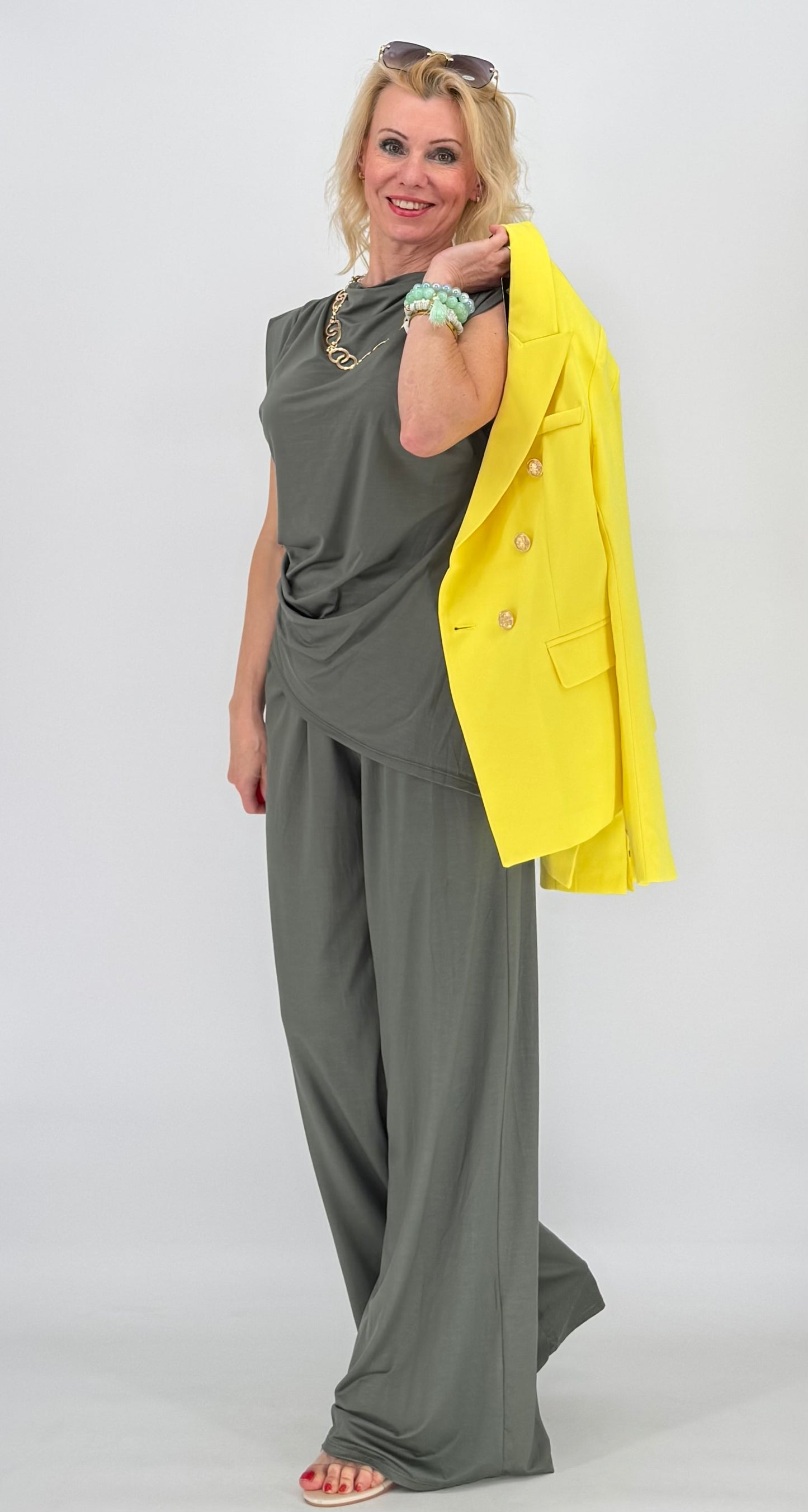 Top "Classy", assymetrisch khaki