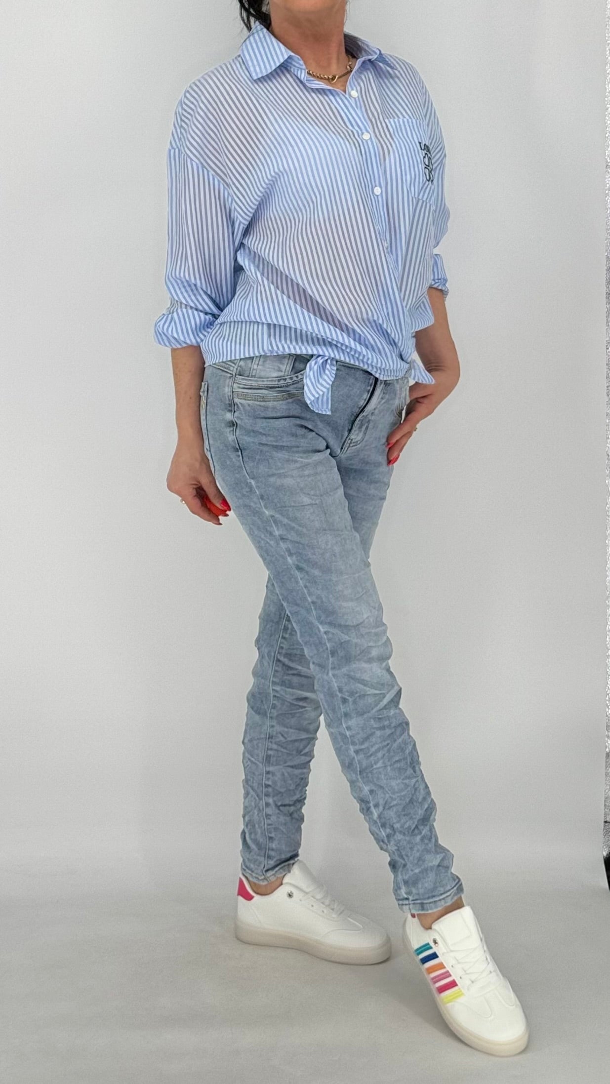 Jeans in Blau mit Reißverschluss