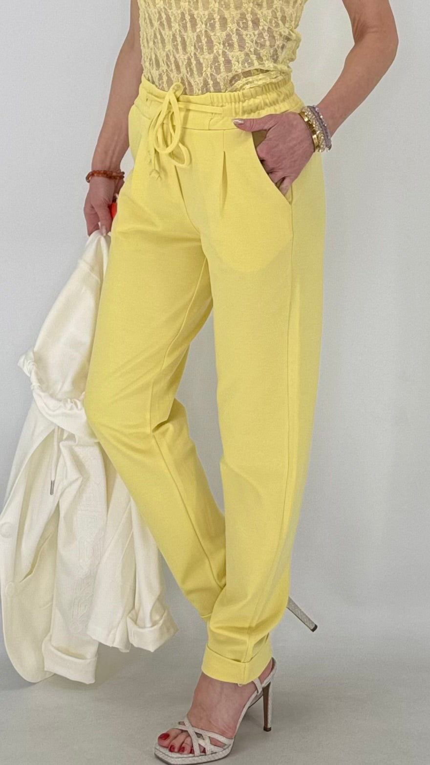 ESViViD Hose in Gelb mit Umschlag By Elena Fashion