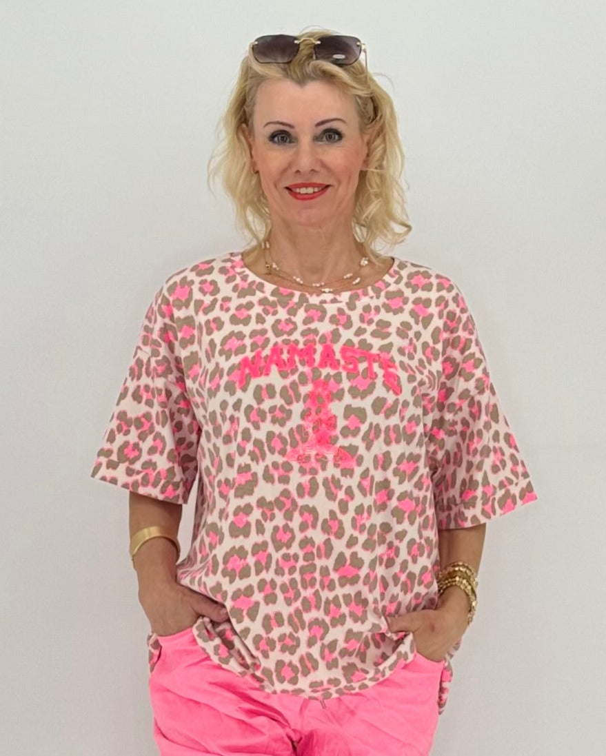 Shirt "Namaste", Leo,beige,neon