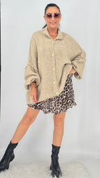 Oversize Bouclé Strickjacke mit Knöpfen – Rosa, Beige, Taupe