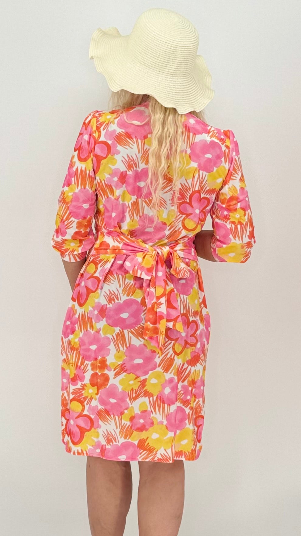 Kleid mit sommerlichen Schnitt in Rose und in Blau