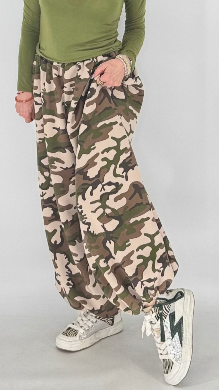 Camouflage-Hose in Beige