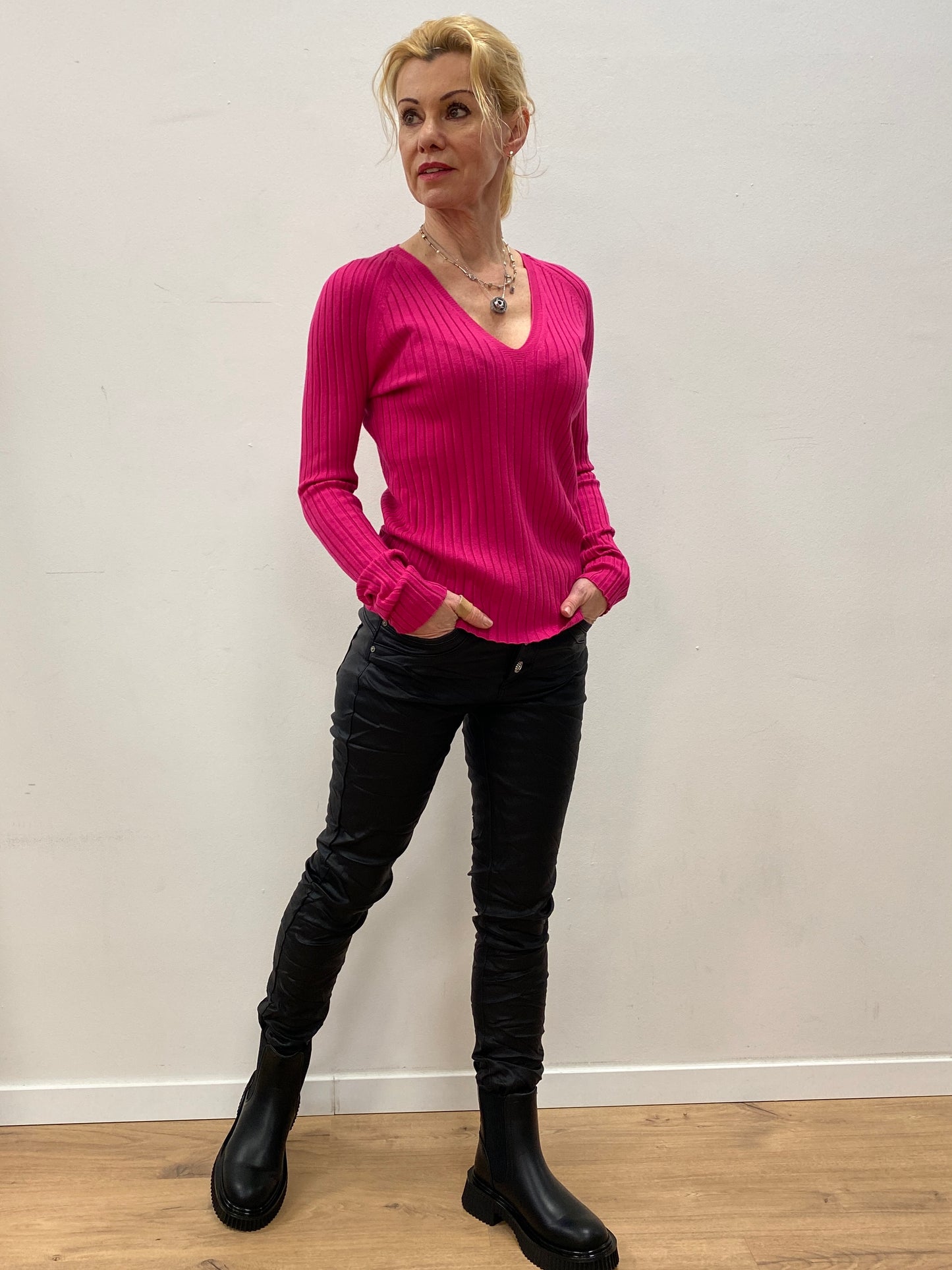 Leichter Strickpullover pink