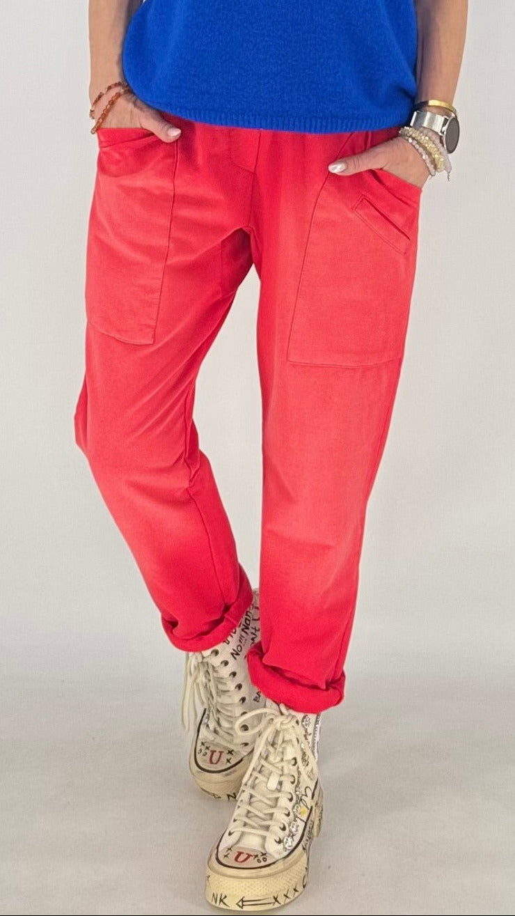 Stylische Jogpants in Rot