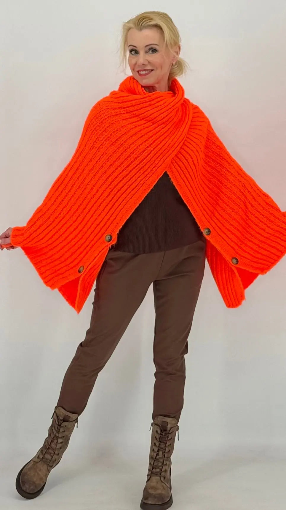 Poncho mit Knöpfen, neonorange - By Elena FashionBy Elena Fashion