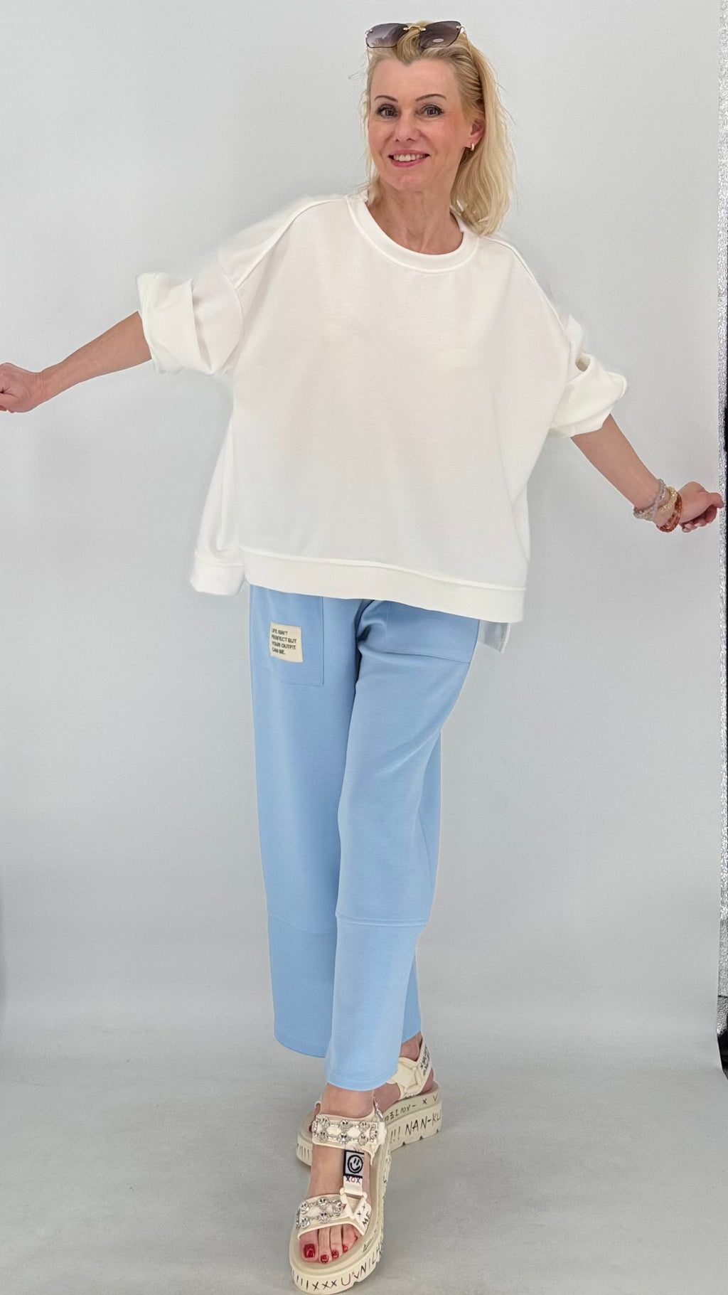 Cozy Sweatshirt in Weiß - By Elena FashionBy Elena Fashion