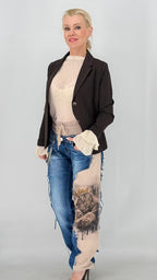 Limited Edition Patchwork-Jeans mit Löwe und Krone-Print & Kettendetail