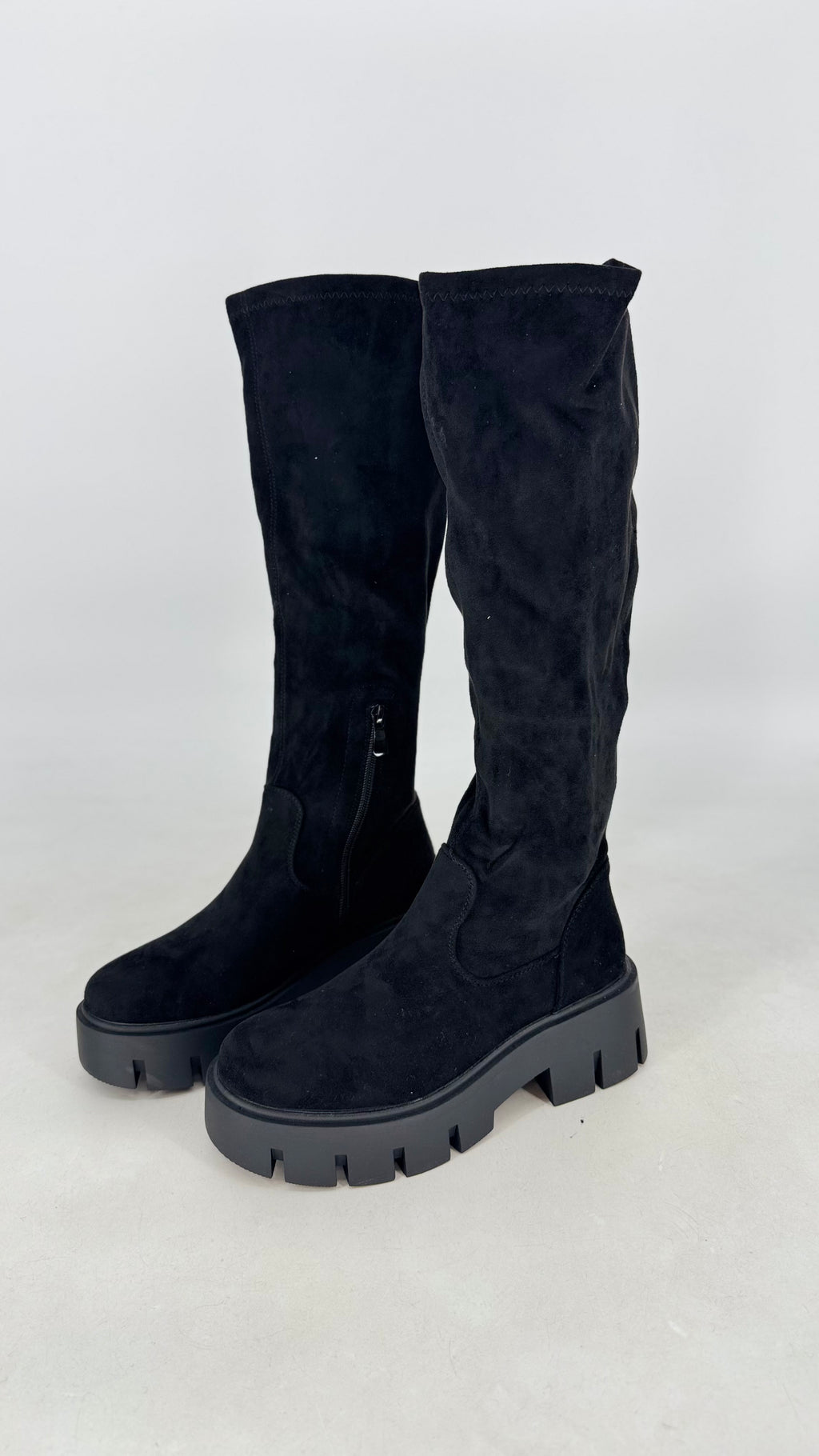 Chunky Stretch Stiefel in Schwarz