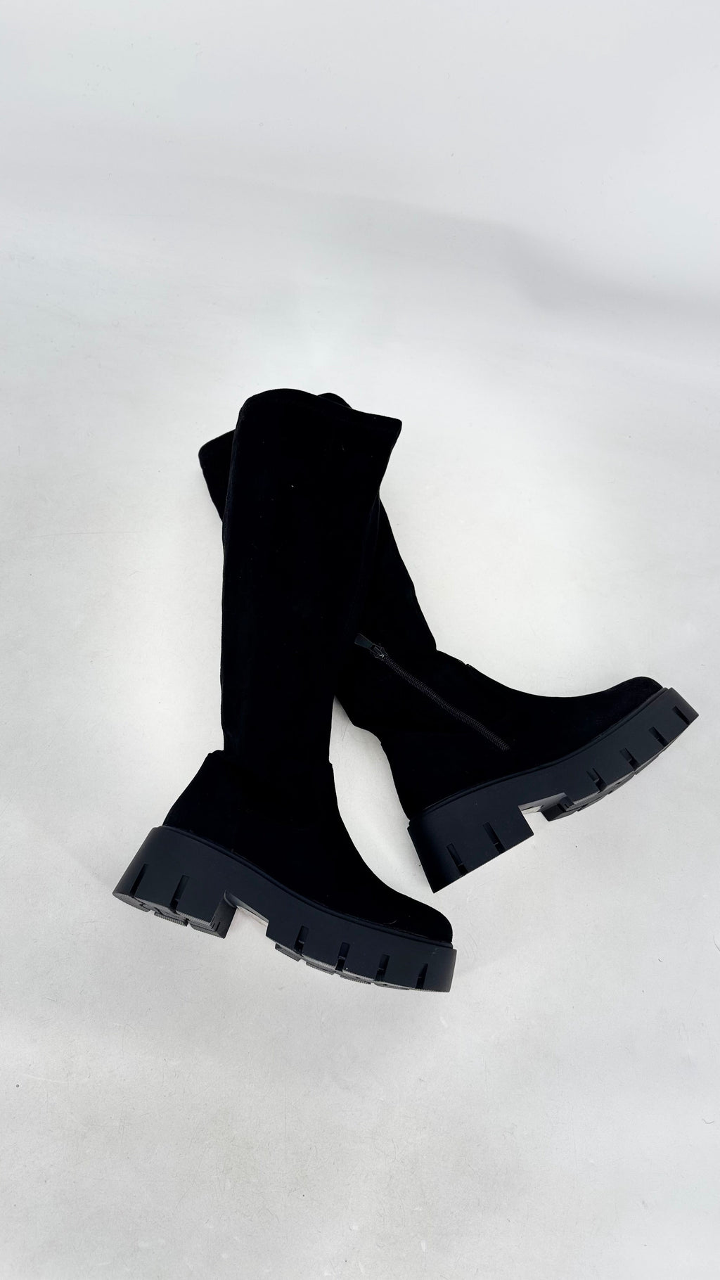 Chunky Stretch Stiefel in Schwarz