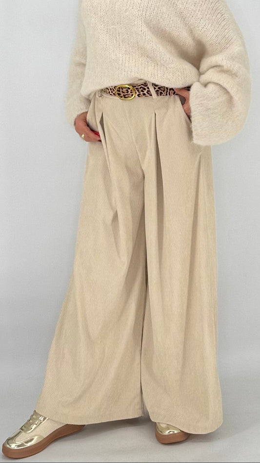 Marlene Cordhose in schwarz, beige, olive