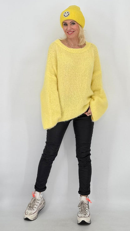 Kuscheliger Pullover in pink ,creme, yellow