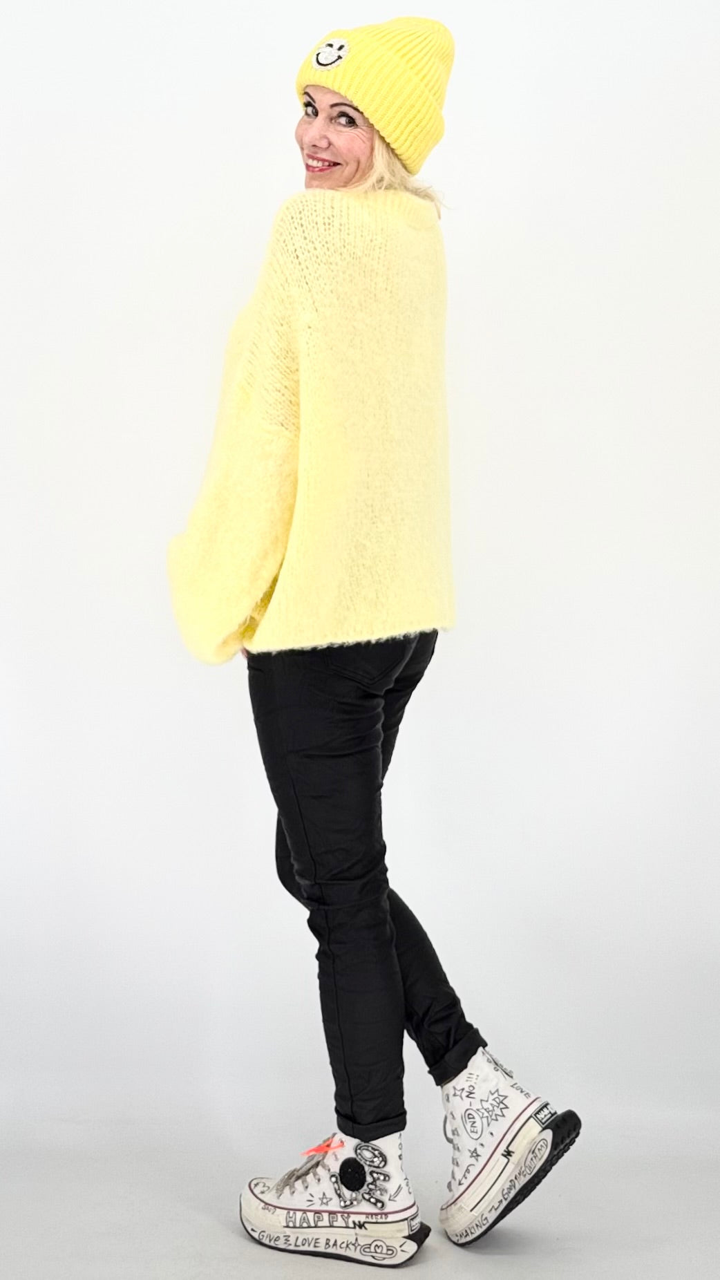 Kuscheliger Pullover in pink ,creme, yellow