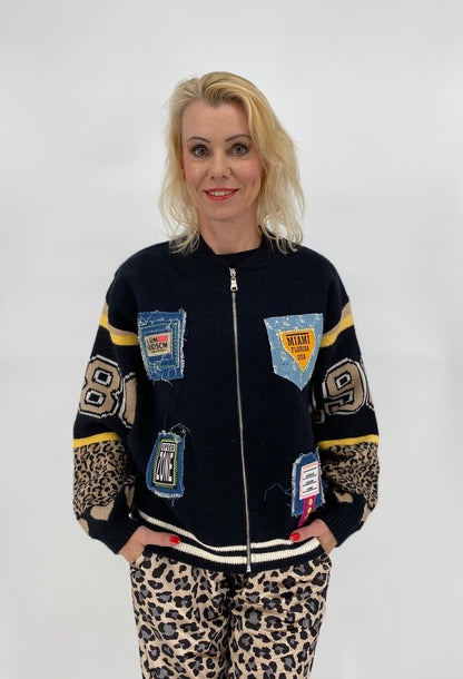 Strickjacke "1986" schwarz