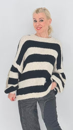 Kuscheliger Strickpullover "Namaste"
