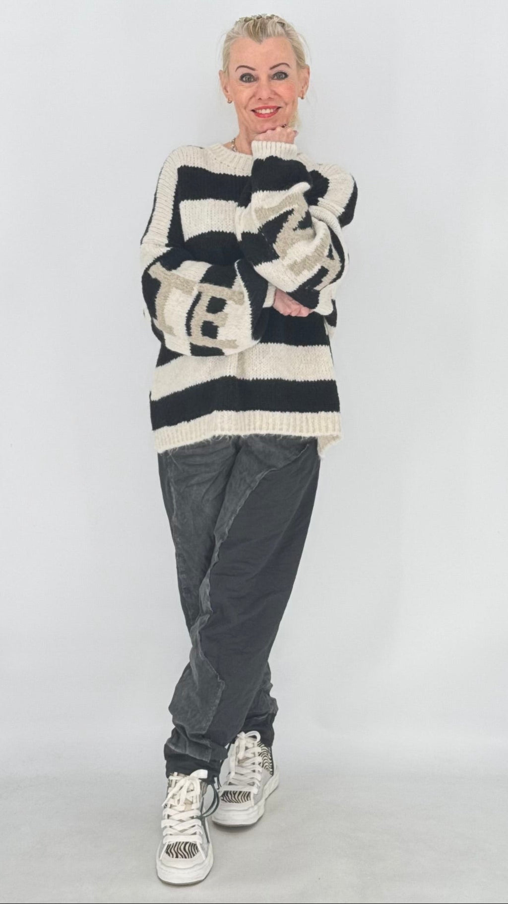 Kuscheliger Strickpullover "Namaste"