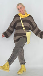 Kuscheliger Strickpullover "Namaste"