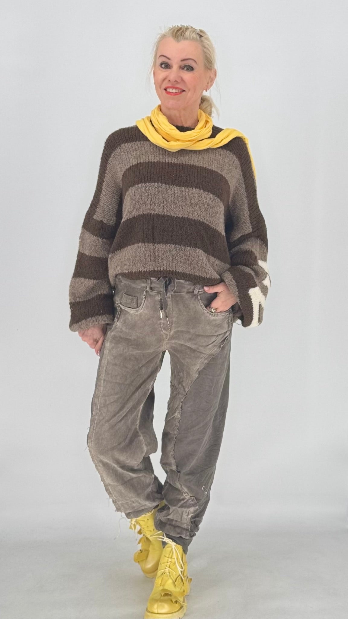Kuscheliger Strickpullover "Namaste"