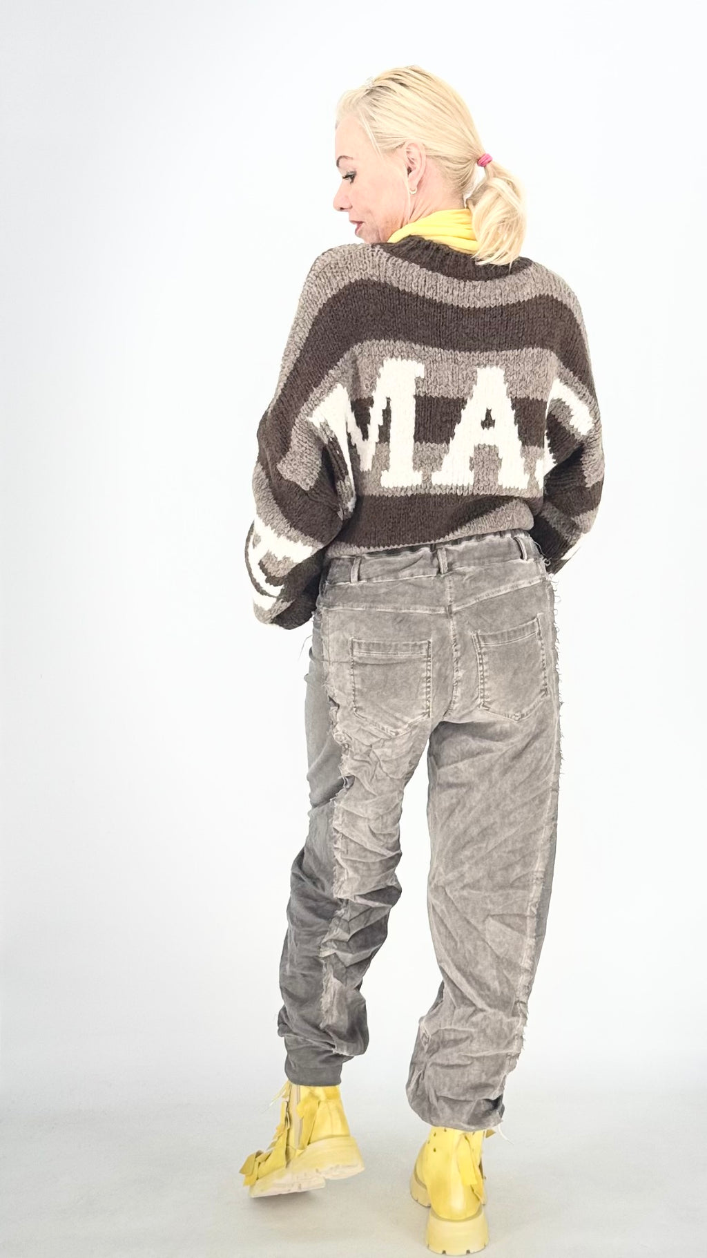 Kuscheliger Strickpullover "Namaste"