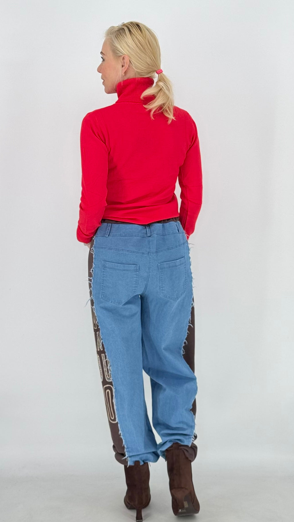 Lässige Sweat-Jeans-Mix Hose mit Print & Strass – Braun