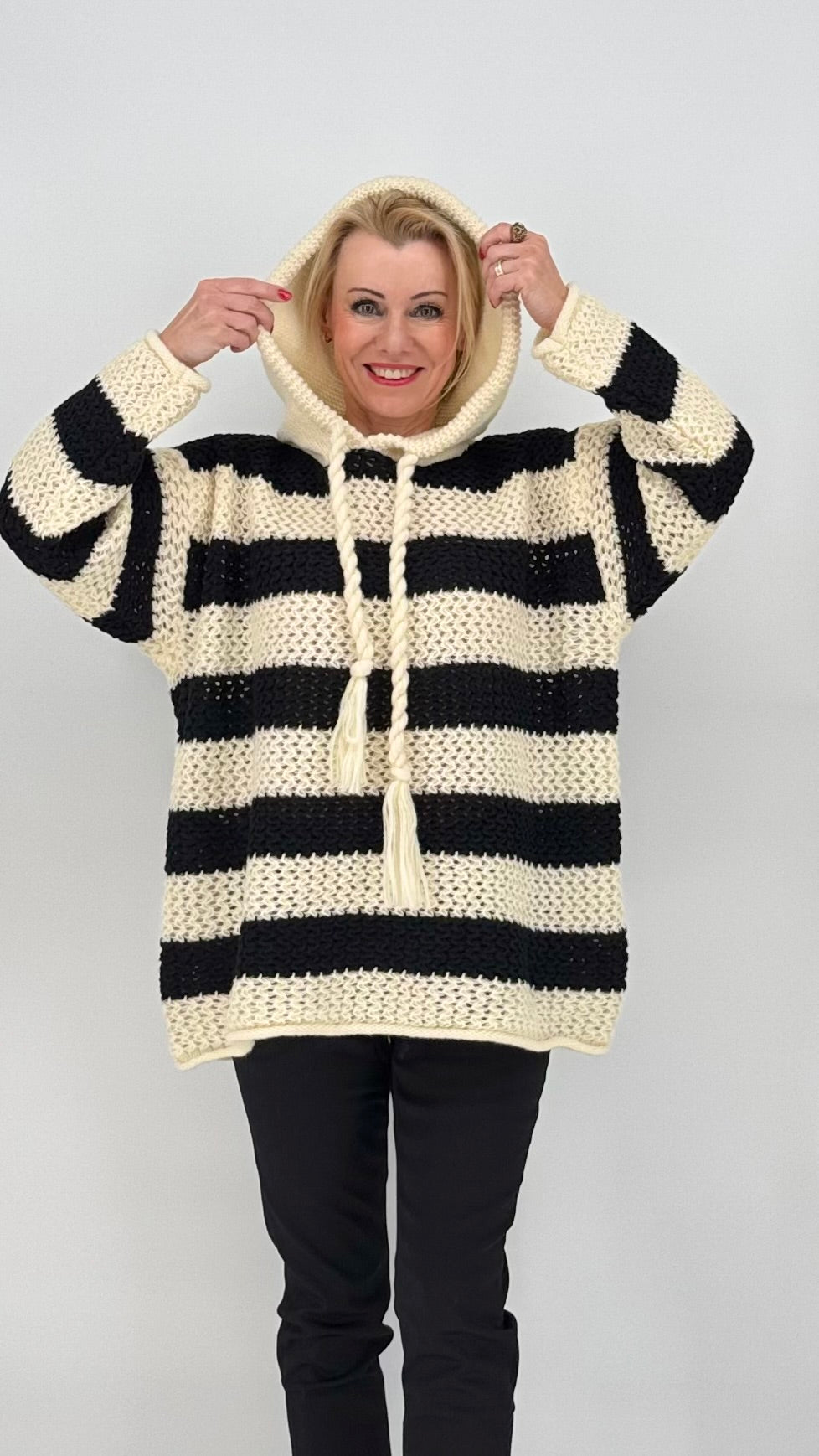 Strickhoodie Bicolor schwarz-creme