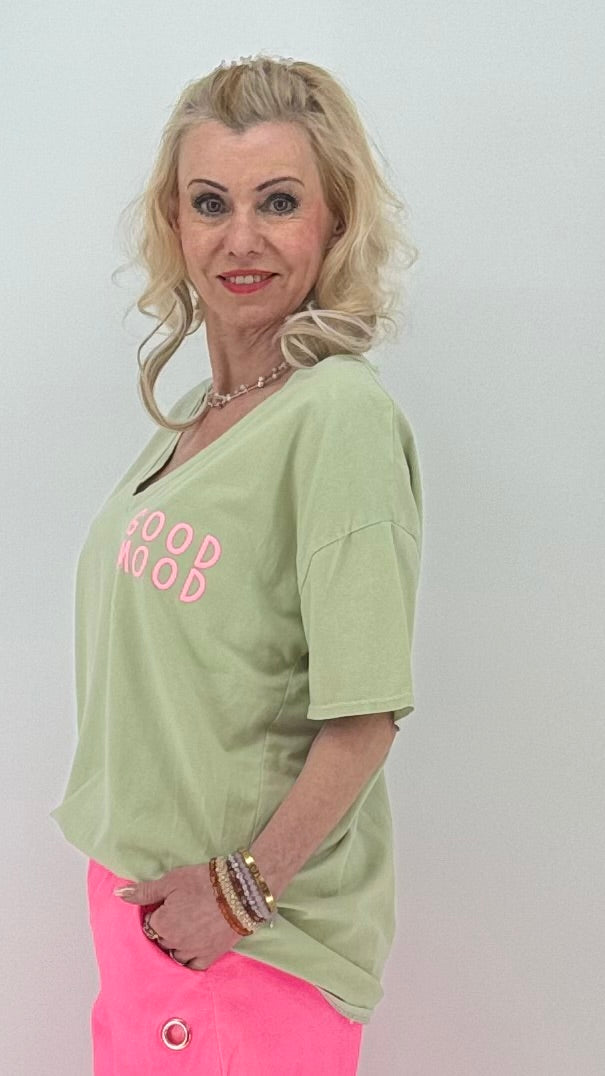 Damen T-Shirt „Good Mood“ – lässig & trendig