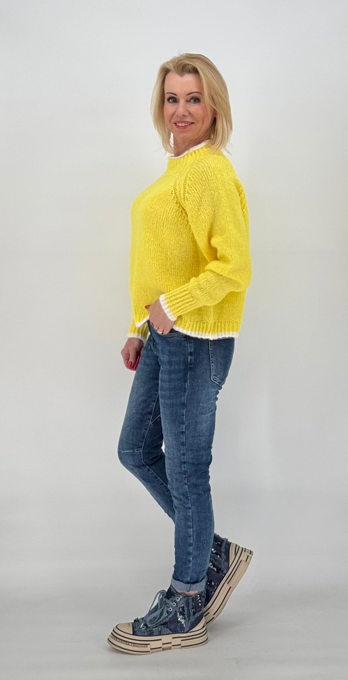 Pullover gelb