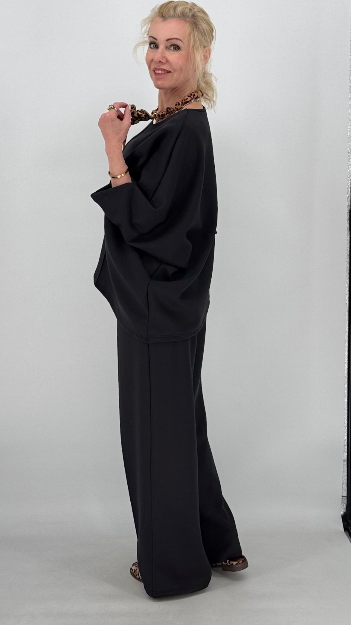 Damen Set : Hosen, Weites Bein und Oberteil Halbarm, in Gelb