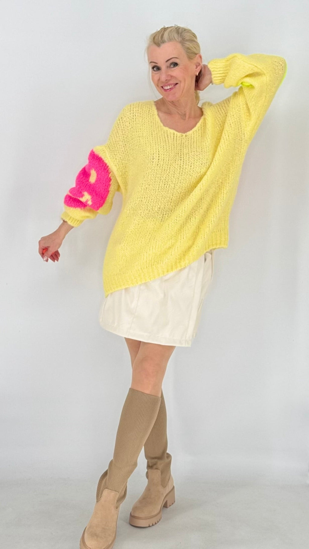 Strickpullover „Smiley“, gelb, blau, pink