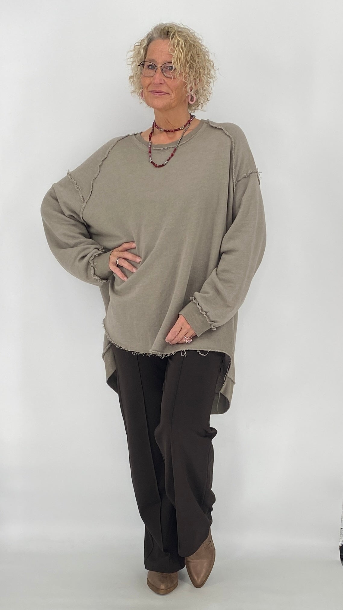 Sweatshirt "Earth"in grau, braun, olive