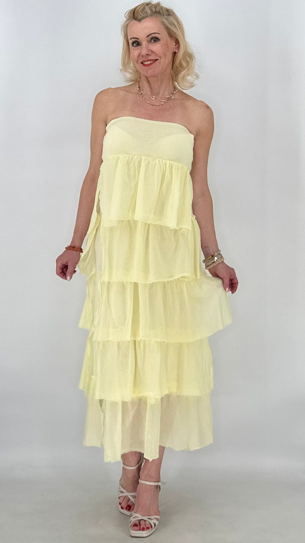 Volant-Maxikleid oder Rock in Pastellgelb und Creme