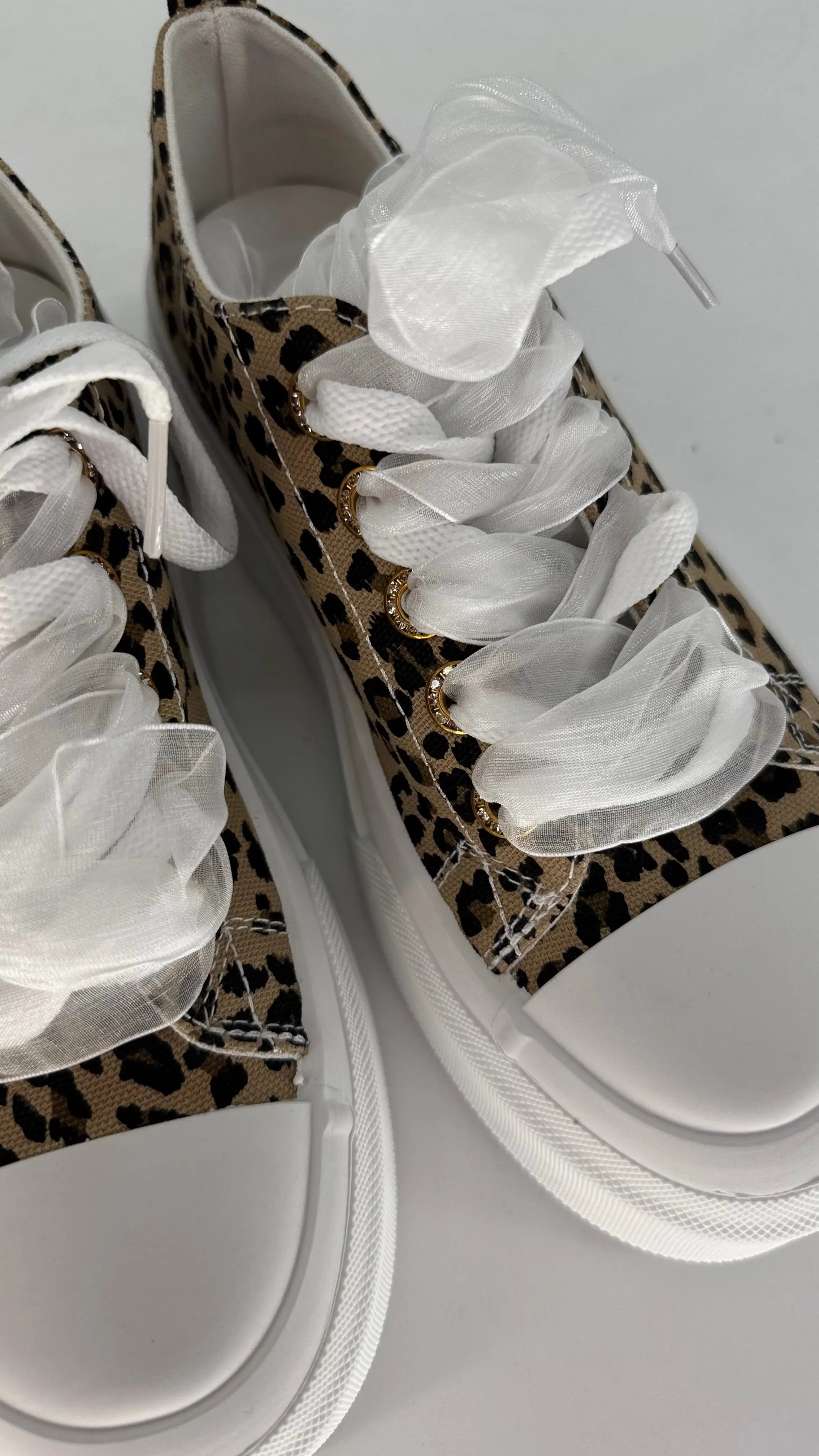 Leo Sneaker LS - 686 - By Elena FashionBy Elena Fashion